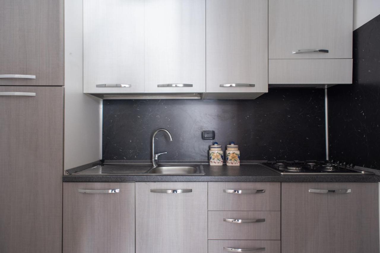 Apartament Fabio'S Bnb Mediolan Zewnętrze zdjęcie
